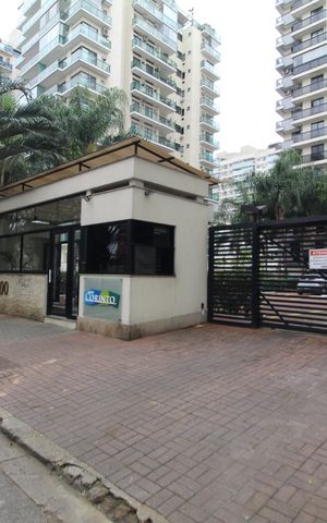 Apartamento à venda com 86m², 3 quartos e 2 vagasFachada