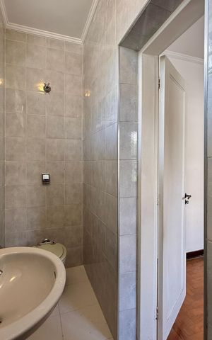 Casa para alugar com 239m², 3 quartos e 3 vagasBanheiro Suíte 