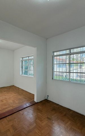 Casa para alugar com 239m², 3 quartos e 3 vagasQuarto de Serviço 