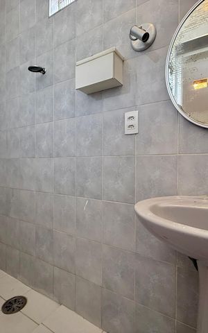 Casa para alugar com 239m², 3 quartos e 3 vagasBanheiro Suíte 