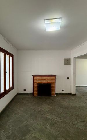 Casa para alugar com 239m², 3 quartos e 3 vagasSala