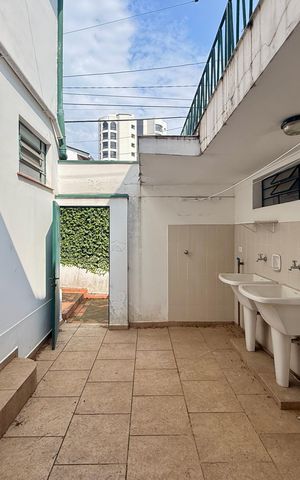 Casa para alugar com 239m², 3 quartos e 3 vagasÁrea de Serviço