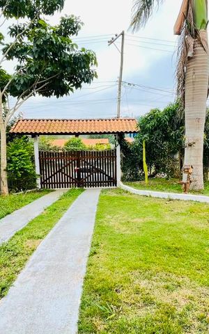 Casa para alugar com 140m², 2 quartos e 5 vagas Casa para alugar com 140m², 2 quartos e 5 vagasGaragem