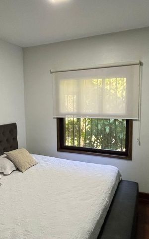 Casa à venda com 450m², 4 quartos e 2 vagas Casa à venda com 450m², 4 quartos e 2 vagasQuarto