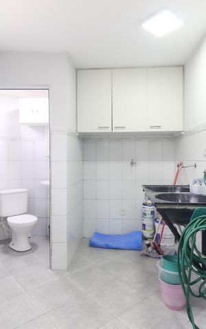 Casa de condomínio para alugar com 250m², 3 quartos e 5 vagas Casa de condomínio para alugar com 250m², 3 quartos e 5 vagasÁrea de Serviço