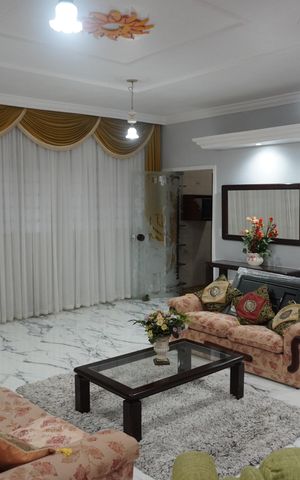 Casa à venda com 1100m², 5 quartos e 6 vagasSala de Estar