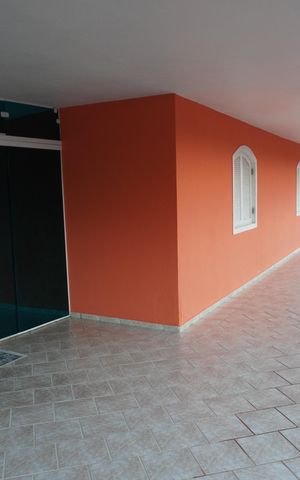 Casa à venda com 1100m², 5 quartos e 6 vagasSacada