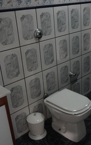 Casa à venda com 1100m², 5 quartos e 6 vagasBanheiro