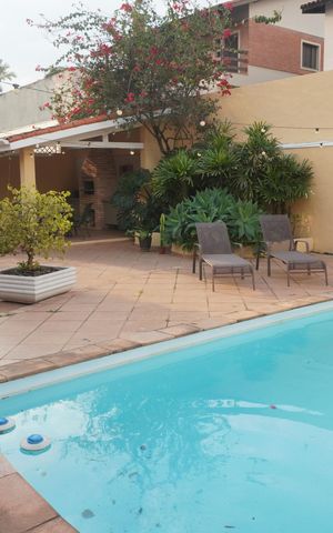Casa de condomínio à venda com 540m², 4 quartos e 2 vagasPiscina