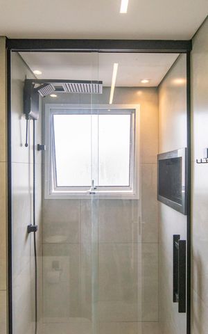Apartamento à venda com 56m², 2 quartos e 1 vaga Apartamento à venda com 56m², 2 quartos e 1 vagaBanheiro
