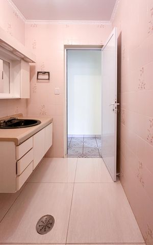 Apartamento para alugar com 155m², 2 quartos e sem vaga Apartamento para alugar com 155m², 2 quartos e sem vagaBanheiro da Suíte