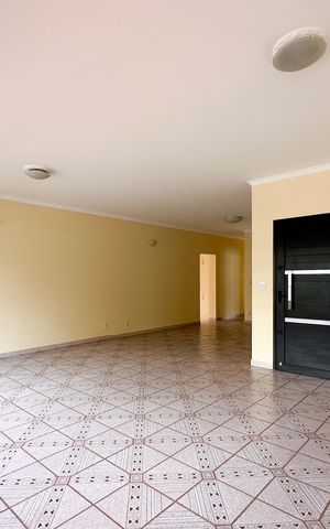 Apartamento para alugar com 155m², 2 quartos e sem vaga Apartamento para alugar com 155m², 2 quartos e sem vagaSala