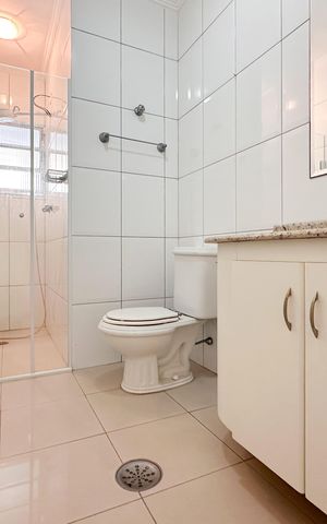 Apartamento para alugar com 155m², 2 quartos e sem vaga Apartamento para alugar com 155m², 2 quartos e sem vagaBanheiro Social