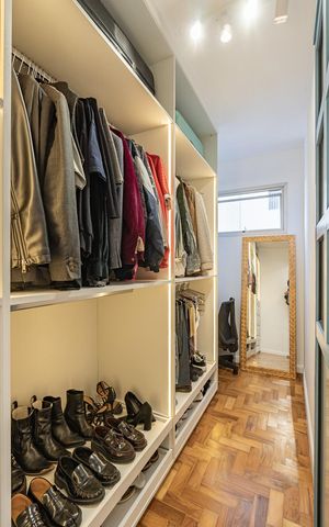 Apartamento para alugar com 74m², 2 quartos e 1 vagaCloset