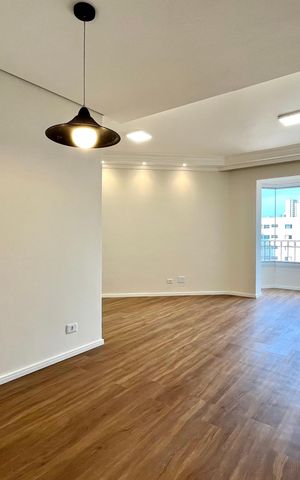 Apartamento à venda com 70m², 3 quartos e 1 vaga Apartamento à venda com 70m², 3 quartos e 1 vagaSala
