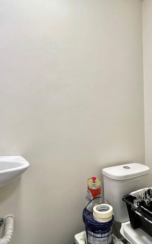 Apartamento à venda com 70m², 3 quartos e 1 vaga Apartamento à venda com 70m², 3 quartos e 1 vagaLavabo do Quarto 3
