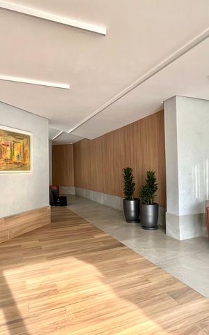 Apartamento à venda com 70m², 3 quartos e 1 vaga Apartamento à venda com 70m², 3 quartos e 1 vagaHall social