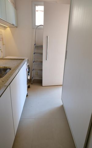 Casa de condomínio à venda com 292m², 5 quartos e 4 vagasÁrea de Serviço