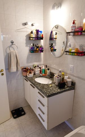 Casa de condomínio à venda com 292m², 5 quartos e 4 vagasBanheiro Suíte 