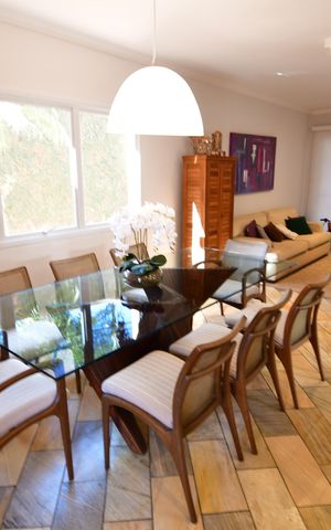 Casa de condomínio à venda com 292m², 5 quartos e 4 vagasSala