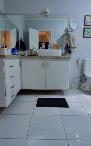 Casa de condomínio à venda com 292m², 5 quartos e 4 vagasBanheiro Suíte