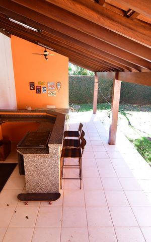 Casa de condomínio à venda com 292m², 5 quartos e 4 vagasVaranda gourmet