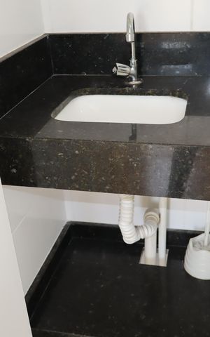 Apartamento à venda com 40m², 2 quartos e sem vagaBanheiro