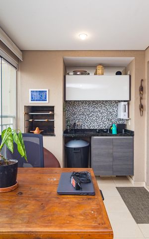 Apartamento à venda com 80m², 2 quartos e 2 vagas Apartamento à venda com 80m², 2 quartos e 2 vagasVaranda