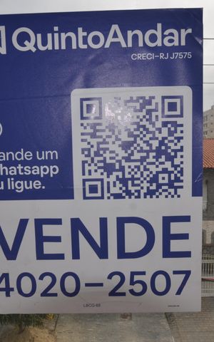 Apartamento à venda com 143m², 3 quartos e 2 vagasPlaca instalada