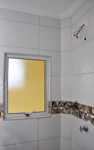 Apartamento para alugar com 0m², 1 quarto e sem vaga Apartamento para alugar com 0m², 1 quarto e sem vagaDetalhe - Banheiro Social