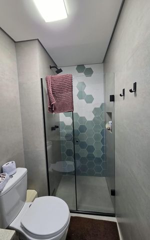 Apartamento à venda com 55m², 2 quartos e 1 vaga Apartamento à venda com 55m², 2 quartos e 1 vagaBanheiro