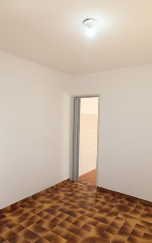 Casa para alugar com 20m², 1 quarto e sem vagaQuarto