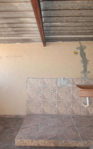 Casa para alugar com 20m², 1 quarto e sem vagaÁrea de Serviço