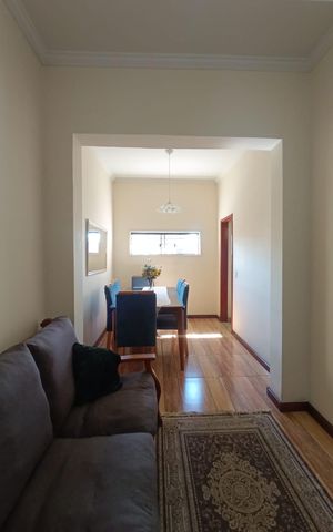 Casa para alugar com 150m², 2 quartos e 1 vaga Casa para alugar com 150m², 2 quartos e 1 vagaSala de Jantar