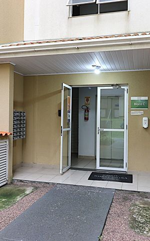 Apartamento para alugar com 67m², 3 quartos e 1 vagaÁrea comum - Entrada do prédio