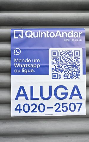 Casa para alugar com 180m², 3 quartos e 4 vagasFachada