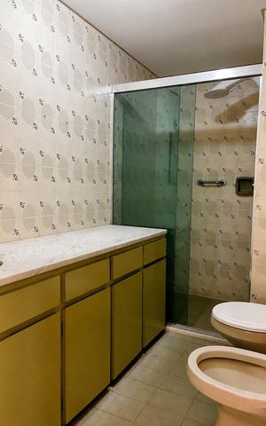 Apartamento para alugar com 95m², 3 quartos e 1 vaga Apartamento para alugar com 95m², 3 quartos e 1 vagaBanheiro