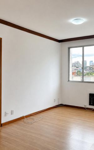 Apartamento para alugar com 95m², 3 quartos e 1 vaga Apartamento para alugar com 95m², 3 quartos e 1 vagaSala