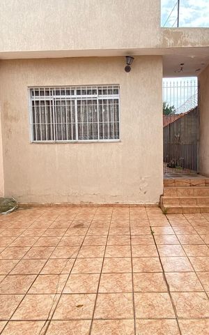 Casa à venda com 125m², 2 quartos e 2 vagas Casa à venda com 125m², 2 quartos e 2 vagasGaragem