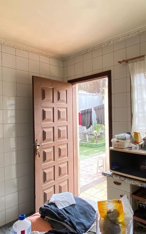 Casa à venda com 125m², 2 quartos e 2 vagas Casa à venda com 125m², 2 quartos e 2 vagasCozinha