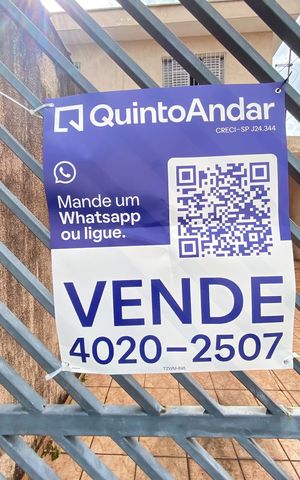 Casa à venda com 125m², 2 quartos e 2 vagas Casa à venda com 125m², 2 quartos e 2 vagasPlaca