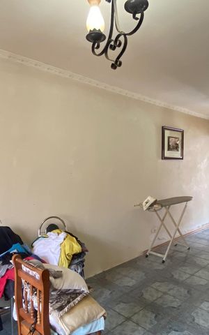 Casa à venda com 125m², 2 quartos e 2 vagas Casa à venda com 125m², 2 quartos e 2 vagasSala
