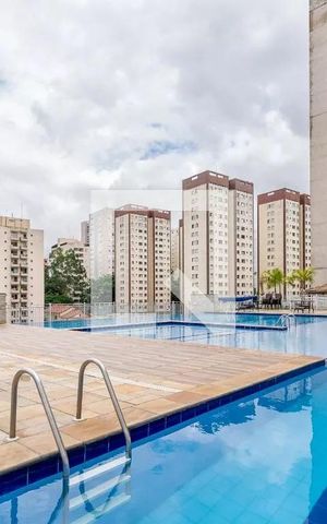 Apartamento à venda com 88m², 3 quartos e 2 vagas Apartamento à venda com 88m², 3 quartos e 2 vagasÁrea comum - Piscina