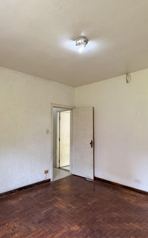 Casa à venda com 253m², 5 quartos e 3 vagasSala de TV 