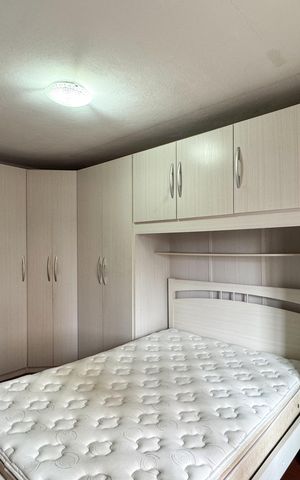 Casa à venda com 253m², 5 quartos e 3 vagasVista - Suíte