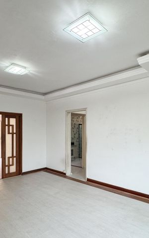 Casa à venda com 253m², 5 quartos e 3 vagasSala