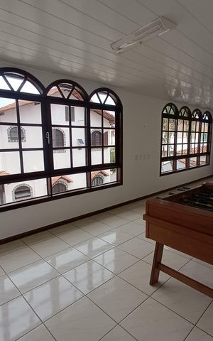 Casa para alugar com 350m², 5 quartos e 1 vaga Casa para alugar com 350m², 5 quartos e 1 vagaAREA COMUM SALAO DE JOGOS O EVENTOS