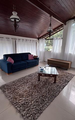 Casa de condomínio para alugar com 618m², 4 quartos e 4 vagas Casa de condomínio para alugar com 618m², 4 quartos e 4 vagasSala de TV