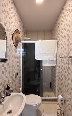 Casa de condomínio para alugar com 618m², 4 quartos e 4 vagas Casa de condomínio para alugar com 618m², 4 quartos e 4 vagasBanheiro de serviço