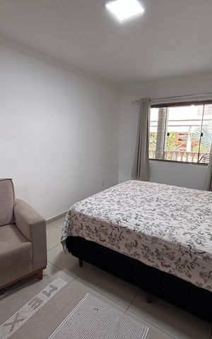 Casa de condomínio para alugar com 618m², 4 quartos e 4 vagas Casa de condomínio para alugar com 618m², 4 quartos e 4 vagasQuarto 1